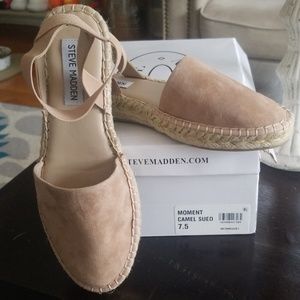Steve Madden Moment Camel Suede Sandals